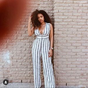 Gorgeous stripped linen jumpsuit